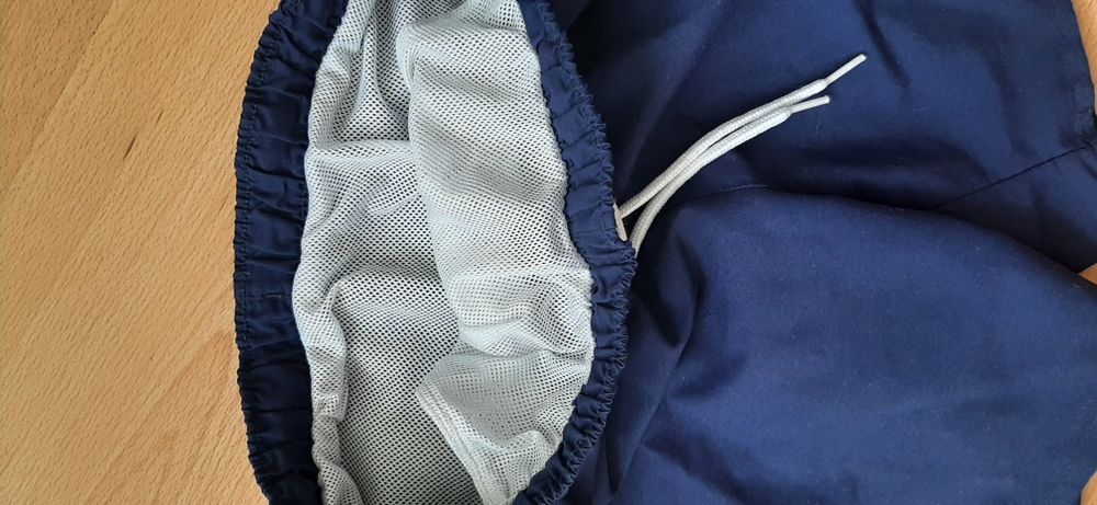 Spodenki kąpielowe Decathlon rozm.152