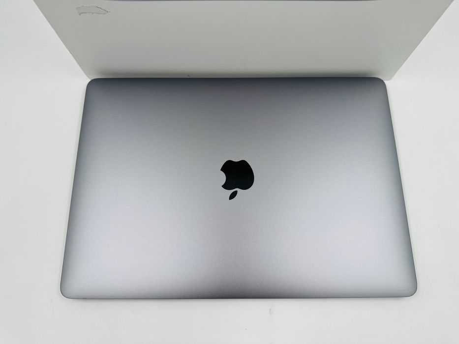 1 цикл Apple Macbook Air 13 2020 M1 8GB RAM 128GB SSD IL6402