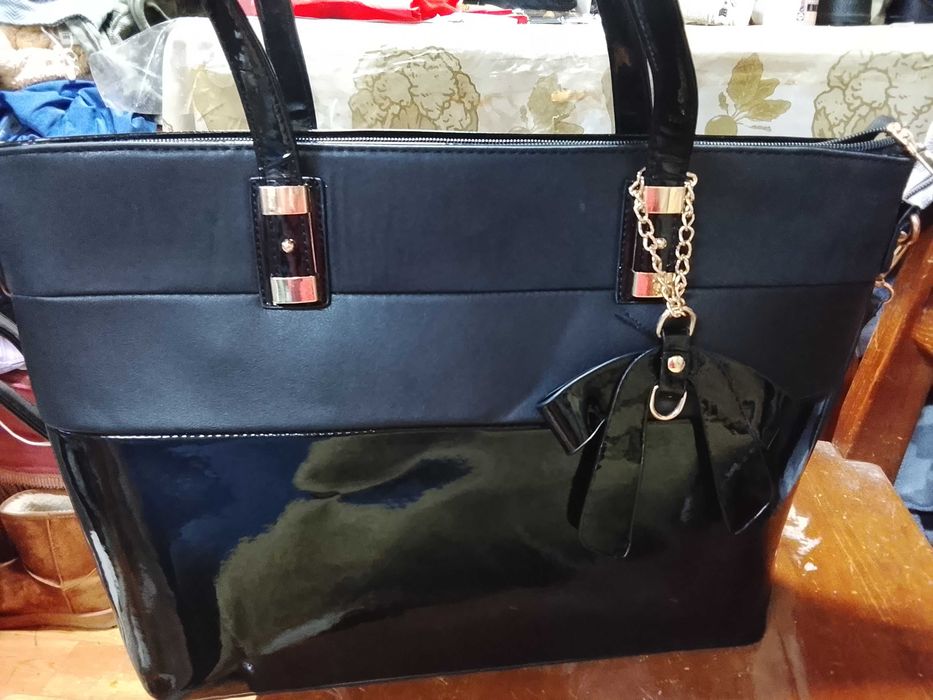 Mala elegante e moderna