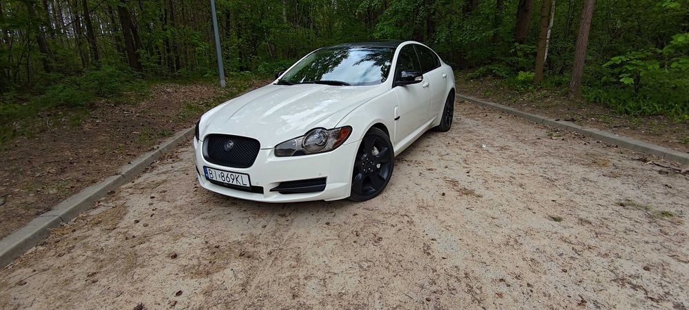 Jaguar XF SV8 2008 rok 193tyś km