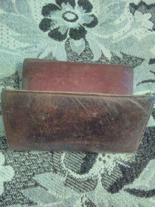 Срочно!Раритетный кожаный портмоне! Приблизительно 40-50 года ,прошлый