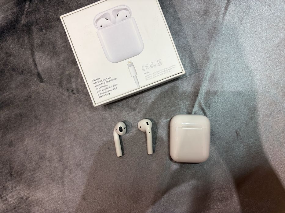 Apple AirPods 2