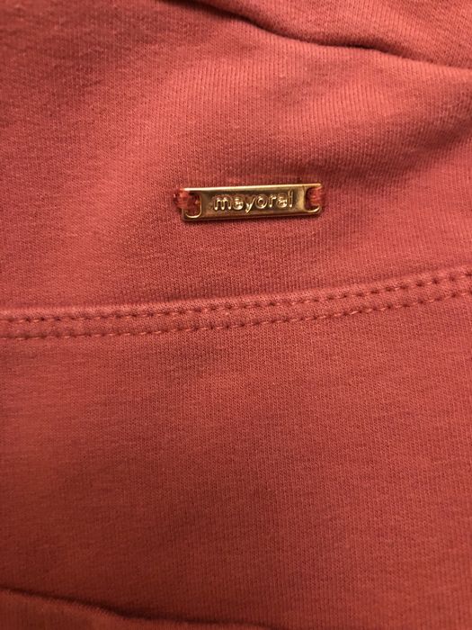 Брючки з еластаном на дівчинку 9-10 років