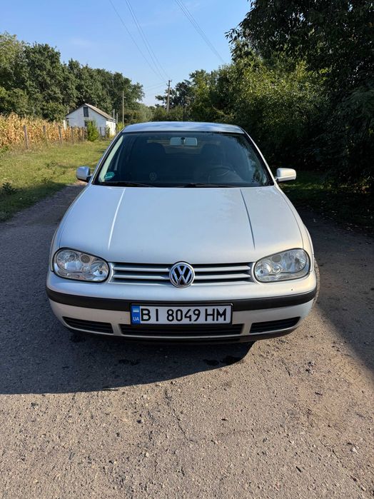 Volkswagen Golf 2000