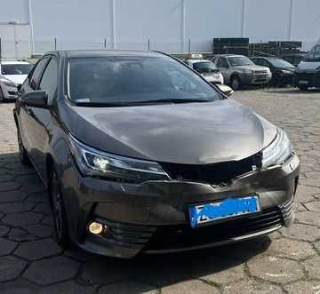 Toyota Carolla Prestige Lpg uszkodzona e18 e16 lift