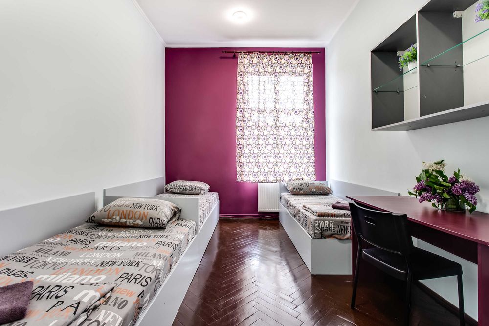 Сдам місце в хостелі  в загальному 3-місному номері в центрі Львова