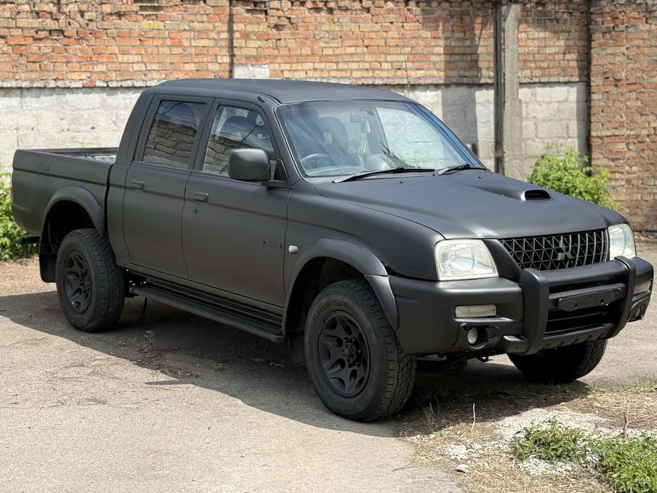 Mitsubishi L200 2003 2.5 дизель 4х4