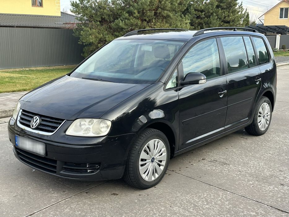 Volkswagen Touran, 2005