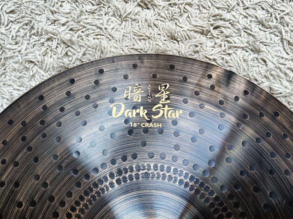 Talerz perkusyjny CENTENT DARK STAR B10 CRASH 18"