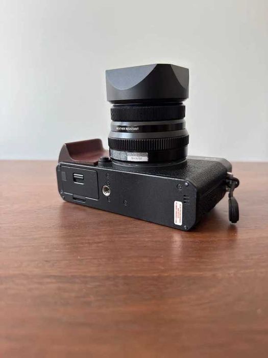 Fujinon XF 35mm f/2 R WR