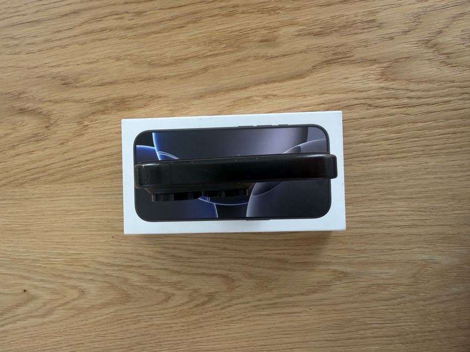 Iphone 16 pro, 256gb, bateria 99%