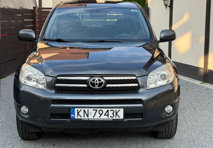 Toyota RAV4 2008 бензин 2.0 VVT-i  4WD Автомат Executive