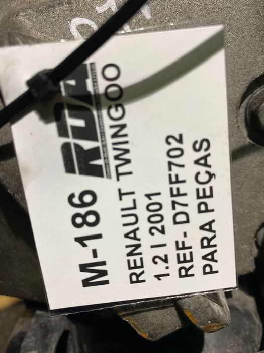 M186 Motor Para Peças Renault Twingoo 1.2 I De 2001 Ref- D7F702