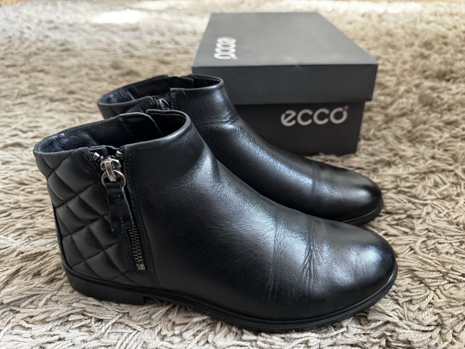 Жіночі шкіряні черевики Ecco 36 розмір