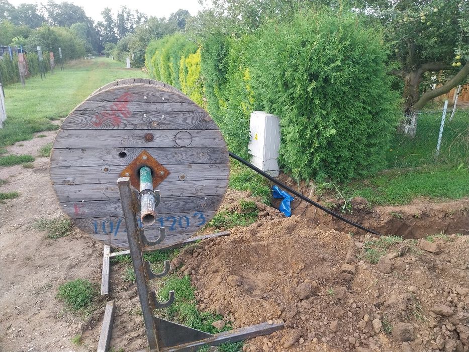 Usługi minikoparką wywrotką