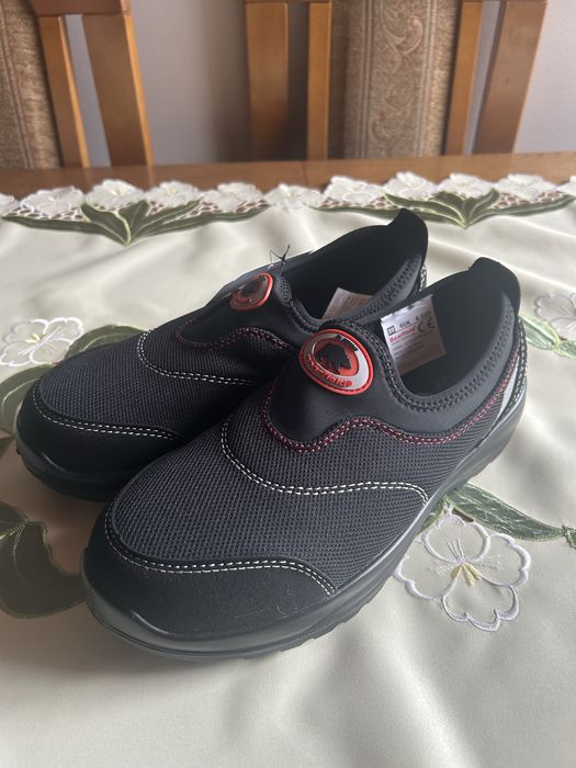 Buty damskie robocze z blachą