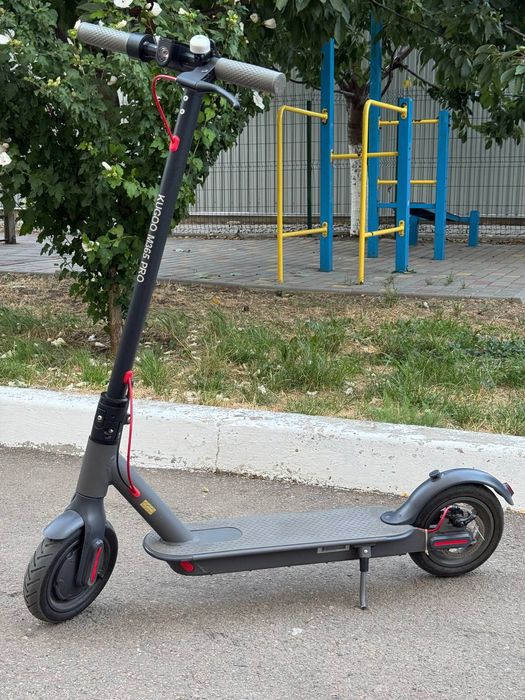 Електросамокат Kugoo M365 pro