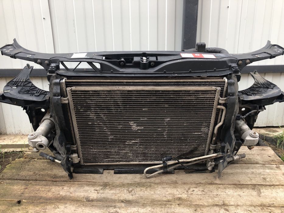 Передня панель телевізор ауді а4б6 audi a4b6 1.9 установочна панель