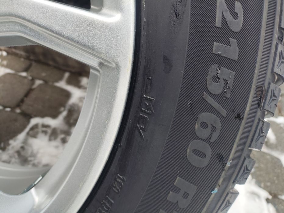 Nowe koła zimowe z czujnikami tpms 215/60/17 toyota ch-r corolla cross