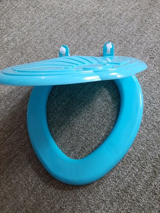 Крышка для унитаза. Новая