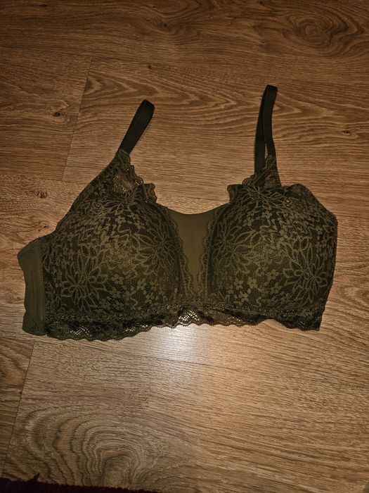 Biustonosz 60 C nowy TU