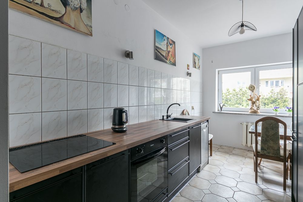 **Rooms close to the Bemowo metro station available from now**