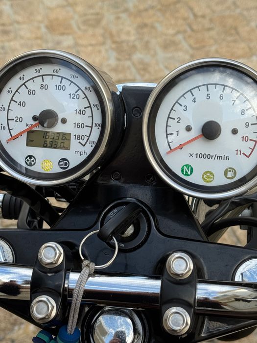 Moto mash five hundred como nova