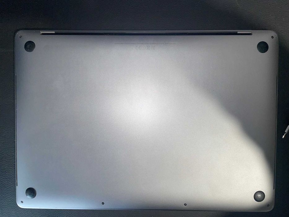 Macbook Pro 15" - 2016 - Para peças