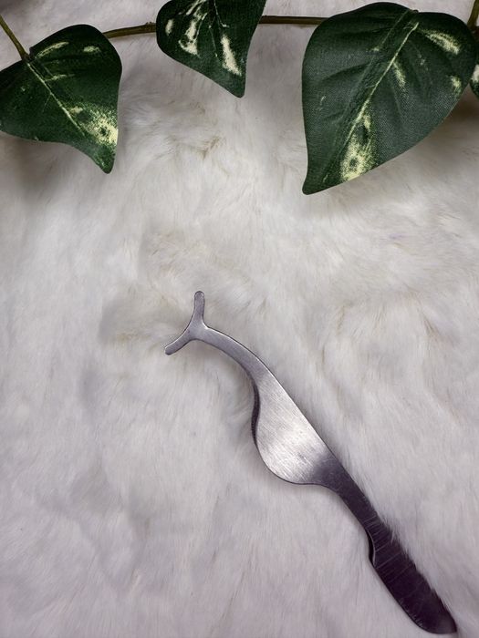 Pęseta do sztucznych rzęs do zakładania rzęs