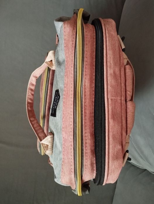 Mochila de maternidade com cama NOVA