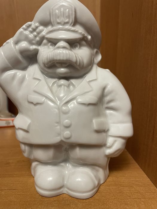 Статуэтки советских времен