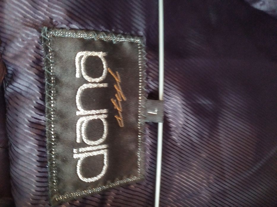 Kurtka śliwkowy kolor