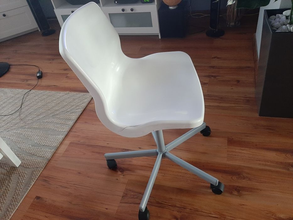 Krzesło obrotowe biurowe.  komputerowe Ikea