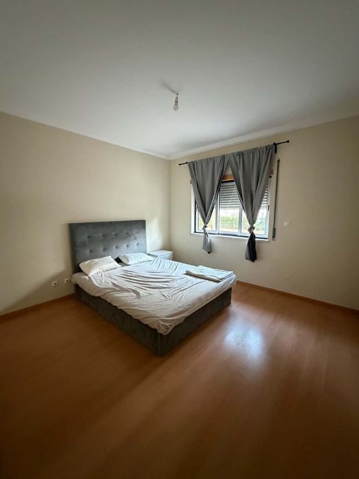 Quarto para arrendar em Samora Correia