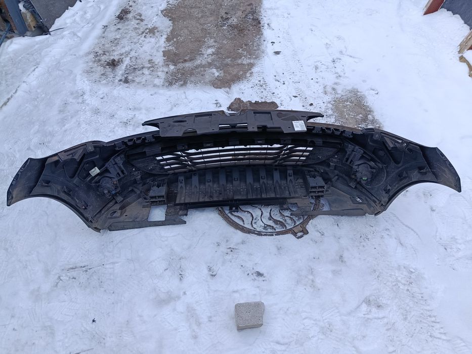 Бампер Рено Меган 3 Renault Megane 3 колір NV676
Оригінал