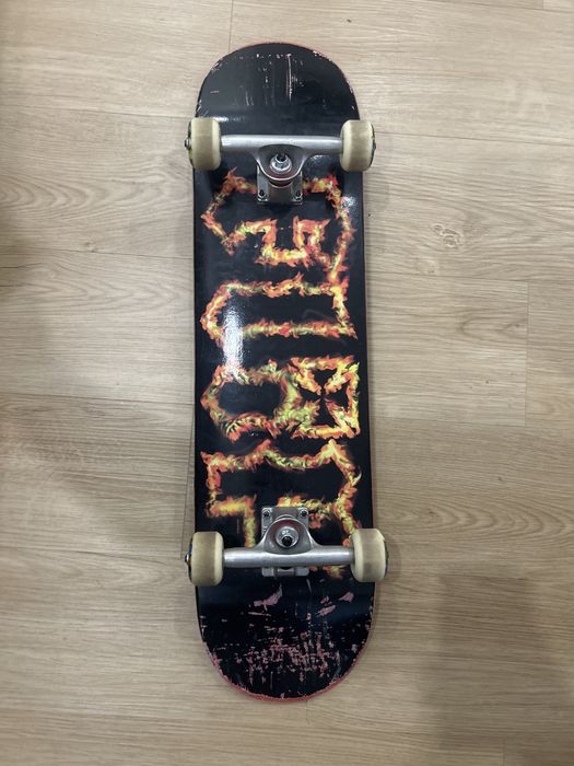 Skate element novo
