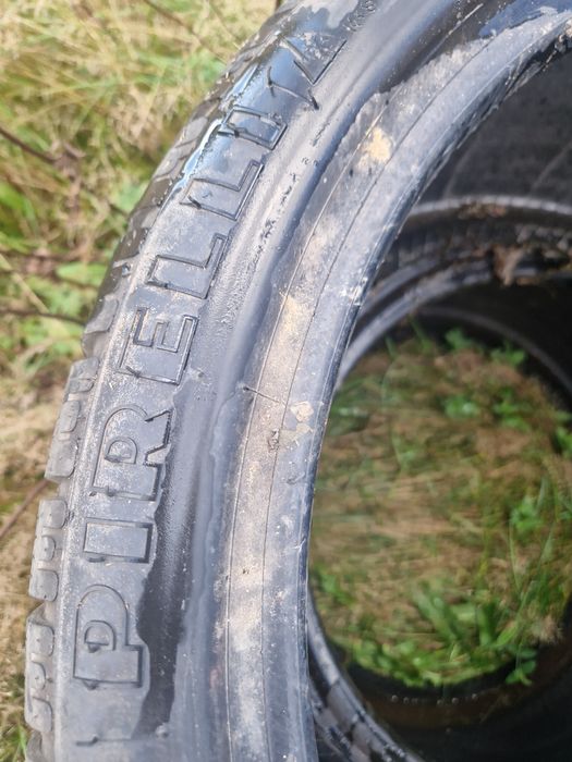 Шини разно широкі 295.30.19..235.35.19