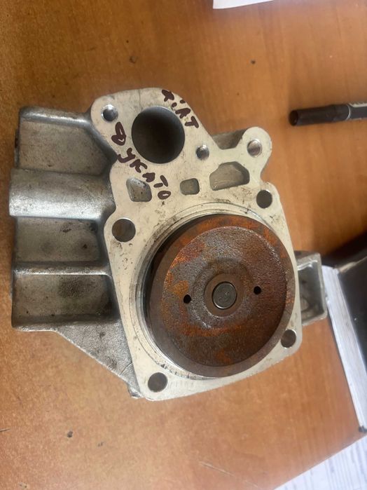 Фиат Дукато помпа водяная  Насос