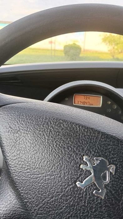 Peugeot 807 2008 photo 5