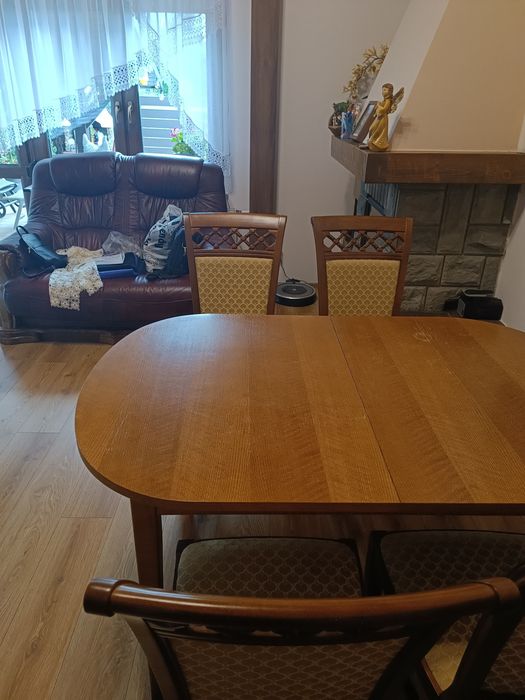 Wyposażenie jadalni lub salonu