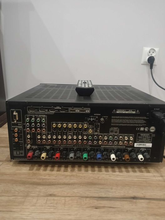 Amplituner onkyo tx-sr876 7.1