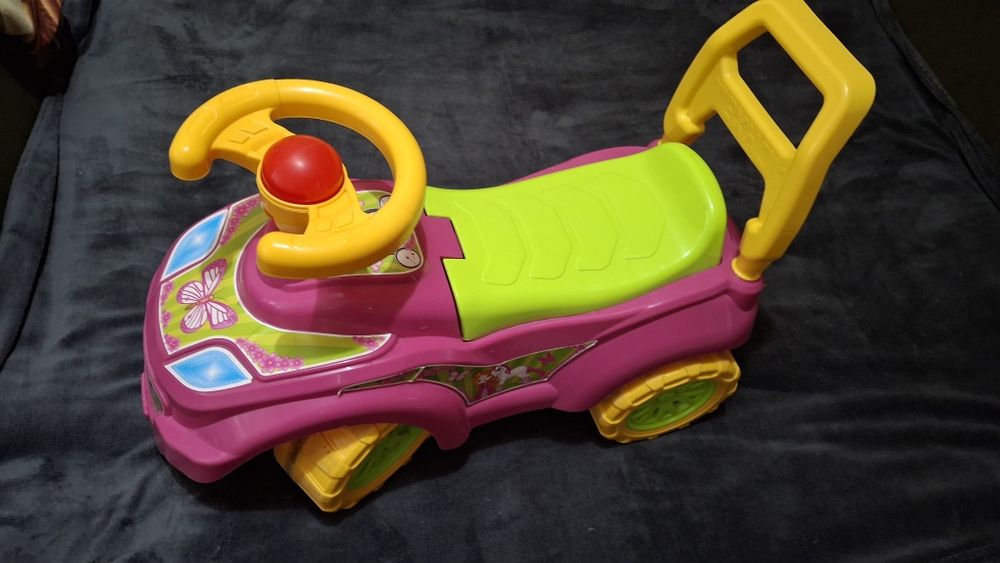 Машинка толокар для дівчинки 1,5-3,5роки