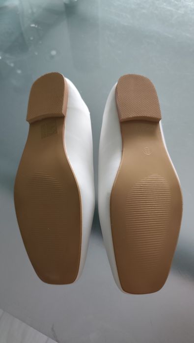 Białe buty damskie nr 39, raz ubrane