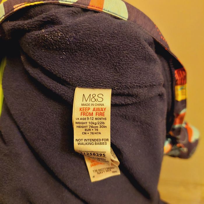 Ciepły kombinezon M&S ni rozm.76 9-12 mieś.
