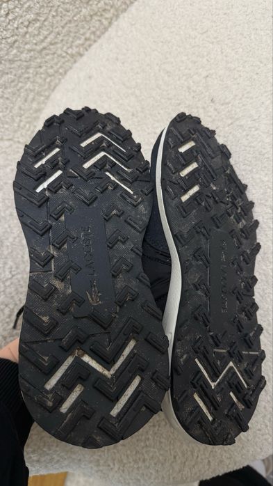 Жіночі кросівки Lacoste