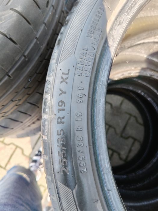 Opony letnie 255/35R19 96Y