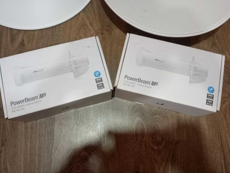 Точка доступу Wi-Fi Ubiquiti PBE-M5-400