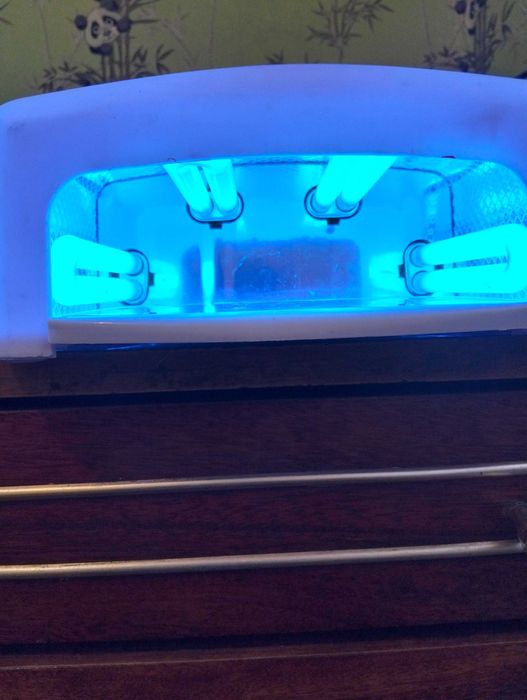 Лампа для гель лаку