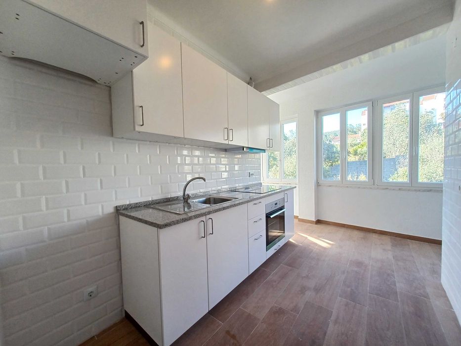 Apartamento T3 - Mira de Aire - Arrenda