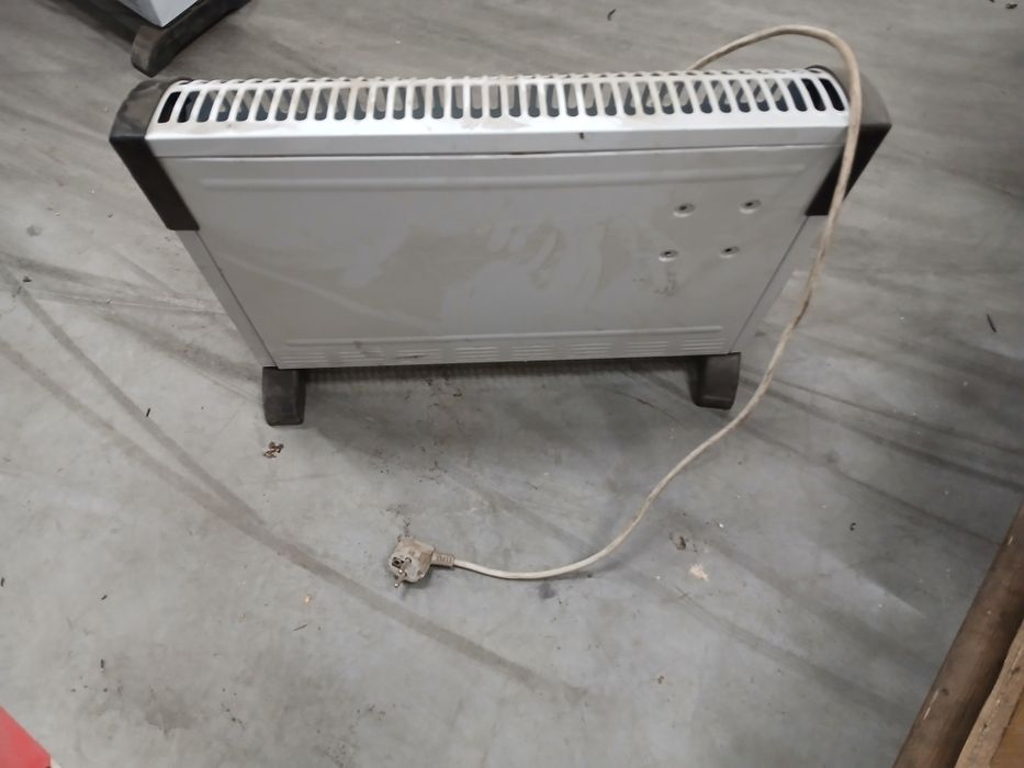 Grzejnik / farelka 2000W